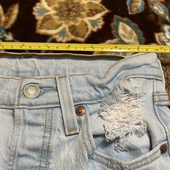 Levi’s 501 light wash - Picture 8 of 10
